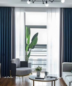 Giá rèm vải phòng ngủ màu xanh